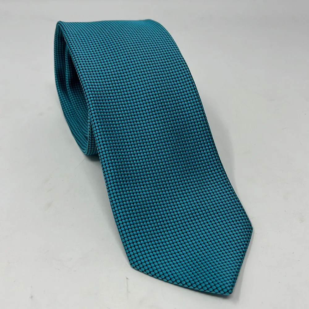 Calvin Klein slim blue tie